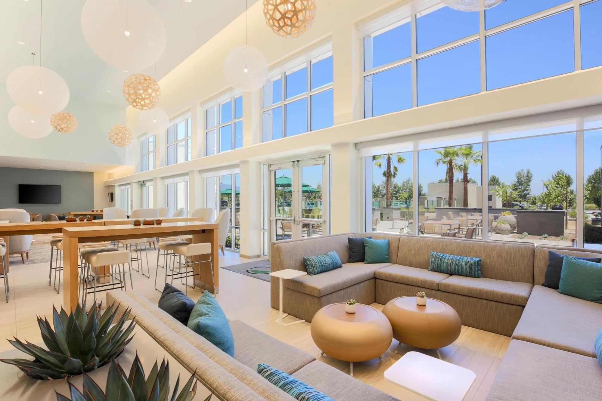 Element Rancho Cucamonga 3* Ontario